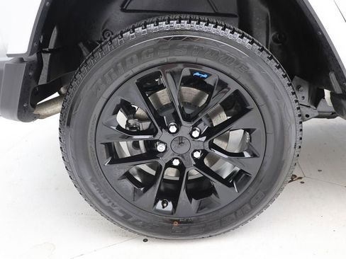 Used 2023 Jeep Wrangler Unlimited Sahara image 10