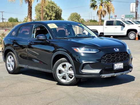 Used 2024 Honda HR-V LX image 1
