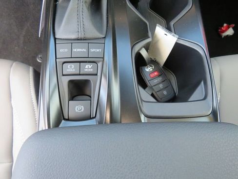 Certified 2026 Toyota Camry SE image 22