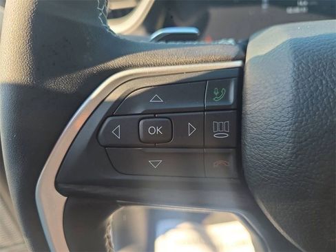 New 2025 Jeep Grand Cherokee L Altitude image 17