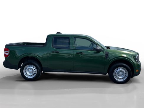Certified 2025 Ford Maverick XL w/ Equipment Group 102A AWD/4WD image 6
