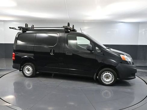 Used 2015 Nissan NV200 SV w/ Technology Package FWD image 3