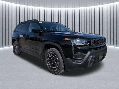 New 2026 Jeep Cherokee Laredo AWD/4WD image 1