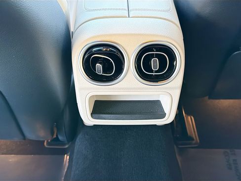 Used 2022 Mercedes-Benz C 300 Sedan image 19