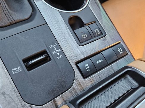 Used 2021 Toyota Highlander Platinum image 27