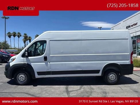 Used 2023 RAM ProMaster 2500 FWD image 1