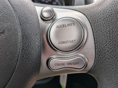 Used 2014 Nissan Versa SV image 14