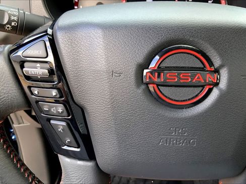 Used 2023 Nissan Frontier PRO-4X w/ Technology Package AWD/4WD image 24