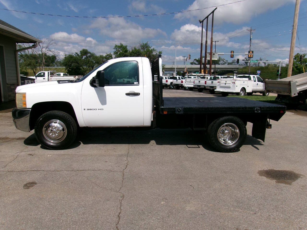 Used 2007 Chevrolet Silverado 3500 W/T AWD/4WD image 1