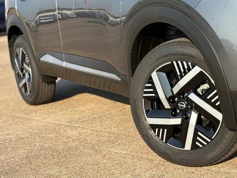 New 2026 Nissan Kicks SV image 4