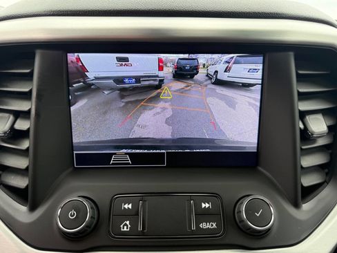 Used 2022 GMC Acadia SLE w/ Driver Convenience Package AWD/4WD image 24