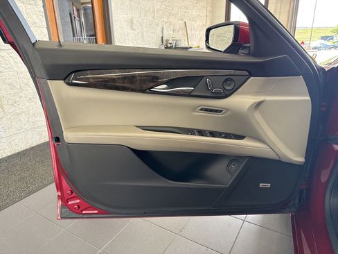 Used 2018 Cadillac CT6 Luxury AWD/4WD image 36