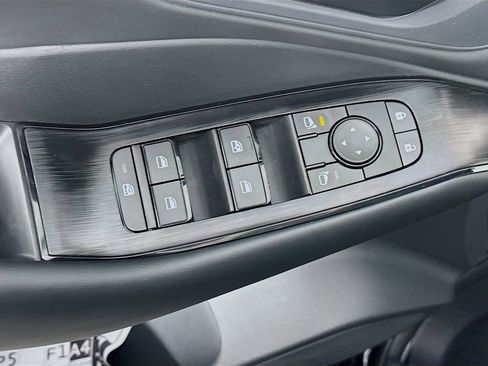 New 2026 Nissan Rogue S image 23