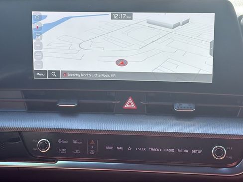 Used 2023 Kia Sportage SX image 18