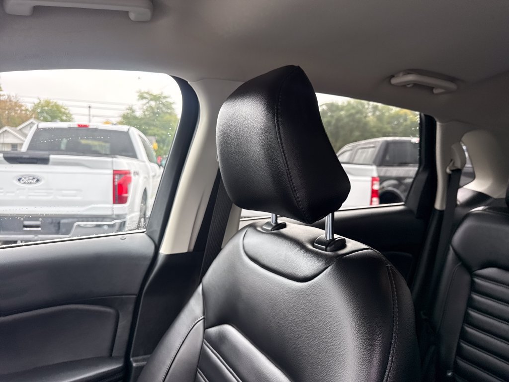 Used 2024 Ford Edge SEL w/ Convenience Package AWD/4WD image 42