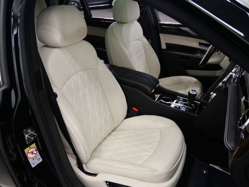 Used 2020 Bentley Mulsanne Speed RWD image 27