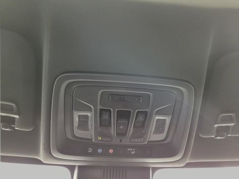 Used 2025 GMC Sierra 1500 AT4 w/ AT4 Preferred Package AWD/4WD image 20