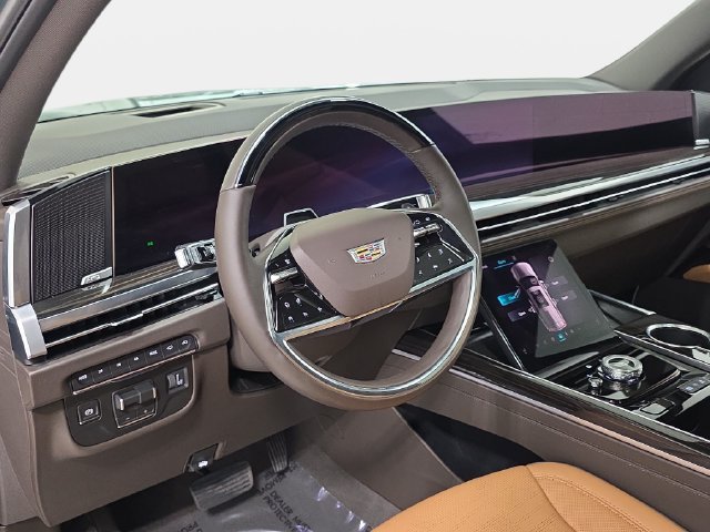 Used 2026 Cadillac Escalade Luxury w/ Touring Package AWD/4WD image 16