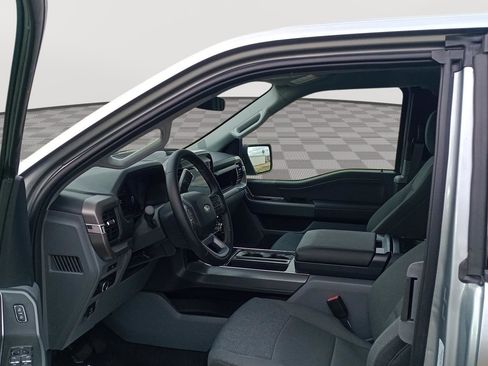 New 2025 Ford F150 XLT w/ Equipment Group 301A Standard image 15