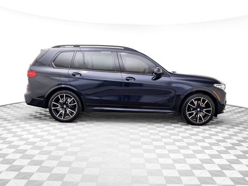 Certified 2022 BMW X7 xDrive40i w/ M Sport Package image 6