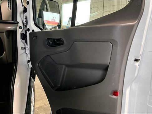 Used 2015 Ford Transit 150 XL RWD image 18