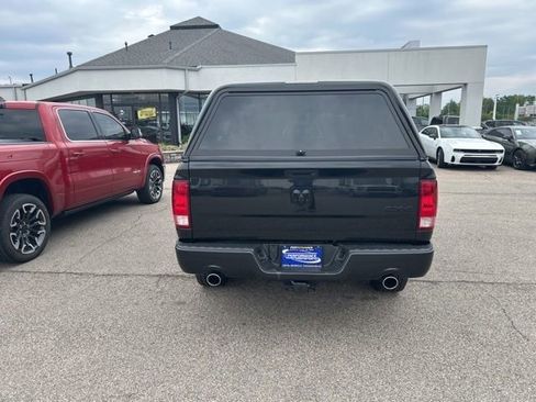 Used 2017 RAM 1500 Express w/ Black Ram 1500 Express Group AWD/4WD image 12