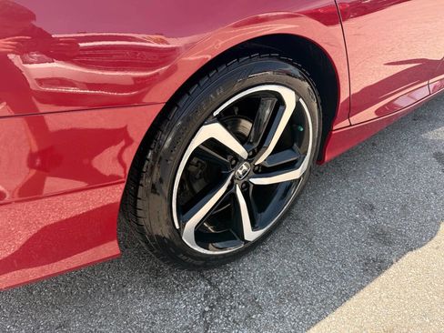 Used 2019 Honda Accord Sport image 26