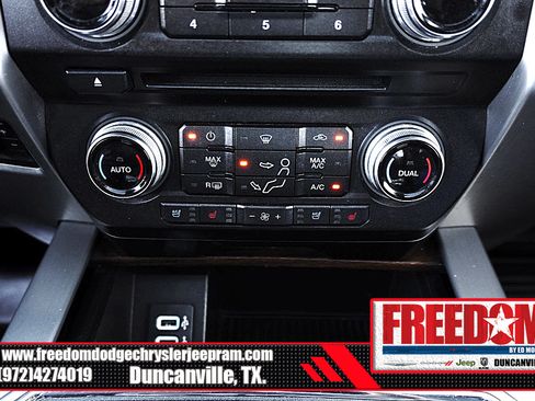 Used 2017 Ford F250 Platinum w/ Platinum Ultimate Package AWD/4WD image 28