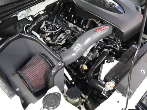 Used 2019 Toyota Tacoma TRD Off-Road AWD/4WD image 71