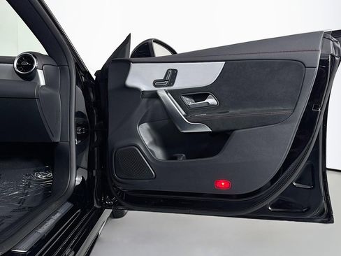 Certified 2026 Mercedes-Benz CLA 250 image 24