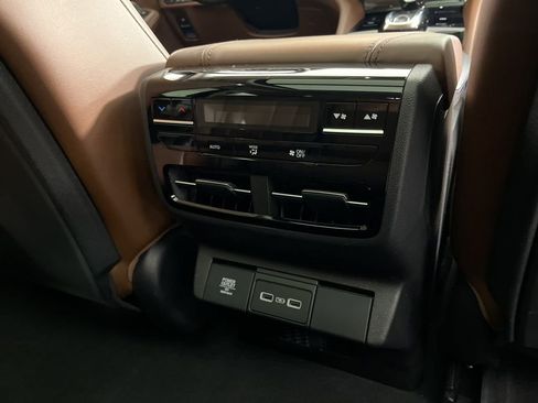 Used 2022 Acura MDX SH-AWD w/ Technology Package image 18