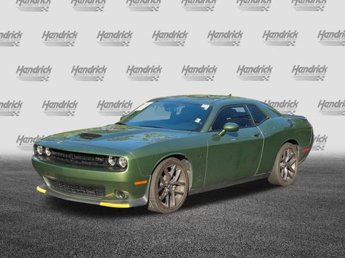 Used 2023 Dodge Challenger R/T w/ Blacktop Package RWD image 5