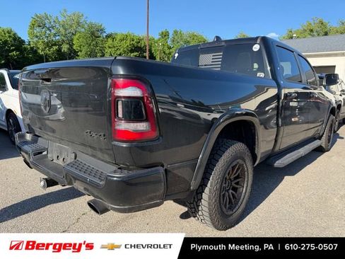 Used 2021 RAM 1500 Laramie AWD/4WD image 2