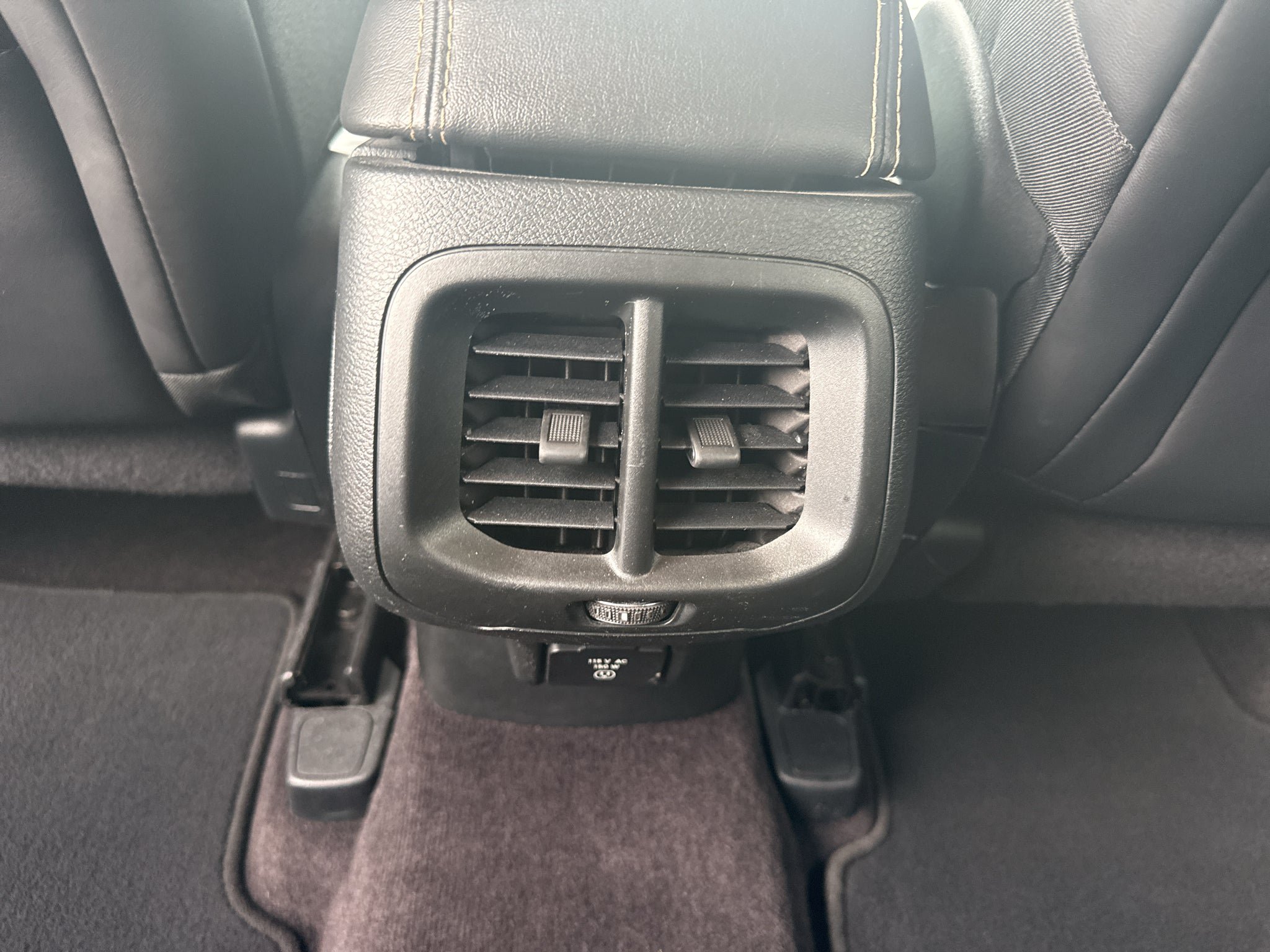 Used 2016 Jeep Cherokee Limited AWD/4WD image 13