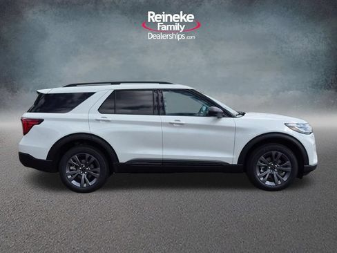 New 2026 Ford Explorer Active w/ Active Comfort Package AWD/4WD image 4