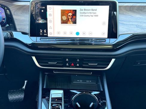 New 2026 Volkswagen Atlas SE image 20