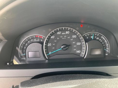 Used 2015 Toyota Camry LE FWD image 15