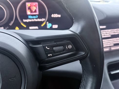 Used 2023 Porsche Taycan image 41