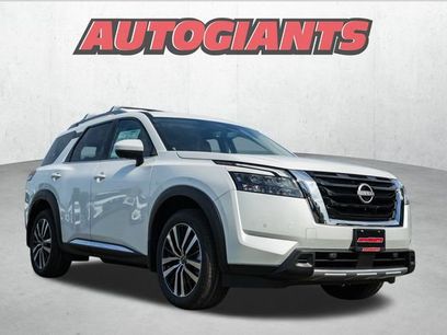New 2025 Nissan Pathfinder Platinum