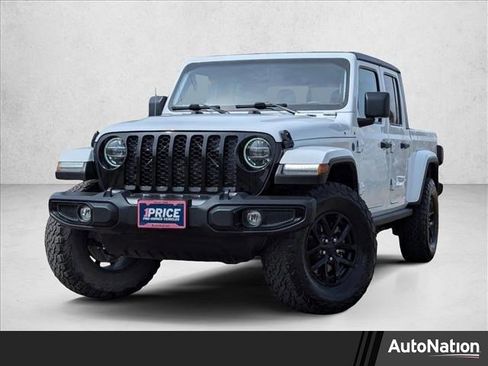 Used 2022 Jeep Gladiator Sport AWD/4WD image 1