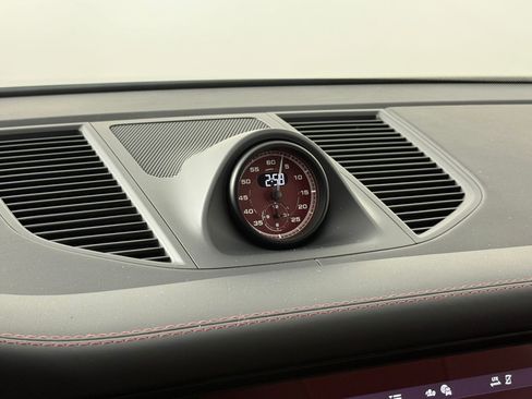 New 2026 Porsche Macan GTS image 20