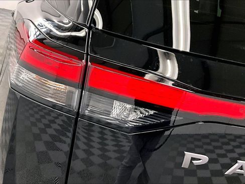 New 2026 Nissan Pathfinder Platinum w/ Cargo Package AWD/4WD image 18