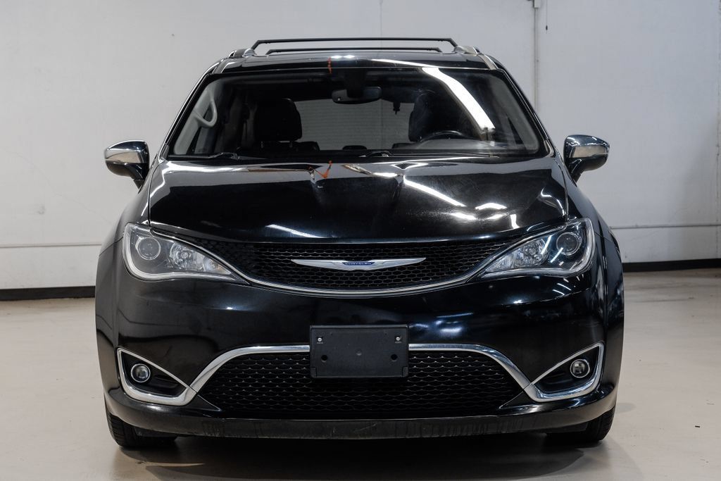 Used 2020 Chrysler Pacifica Limited FWD image 8