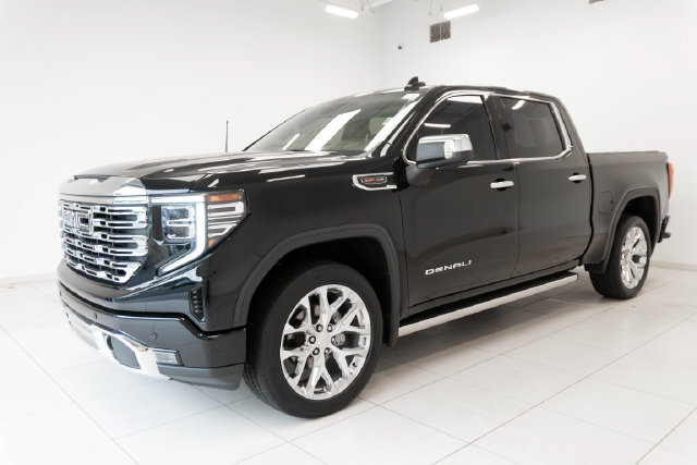 Used 2022 GMC Sierra 1500 Denali w/ Denali Reserve Package AWD/4WD image 31
