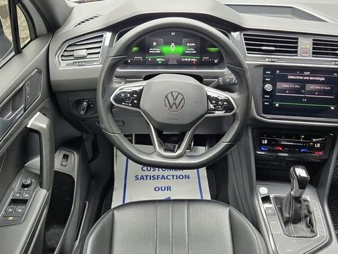 Used 2024 Volkswagen Tiguan SE R-Line image 15