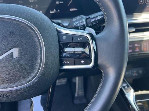 Certified 2024 Kia Sorento SX Prestige AWD/4WD image 16