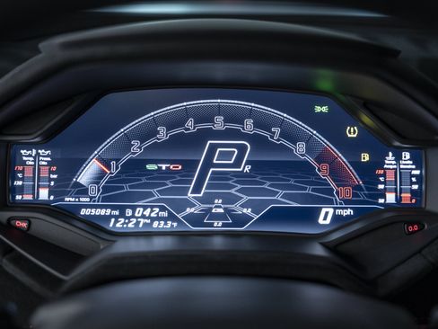 Used 2024 Lamborghini Huracan STO RWD image 51