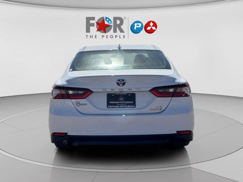 Used 2023 Toyota Camry LE image 12
