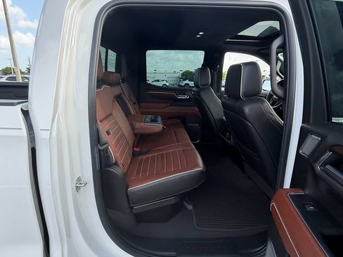 Used 2024 GMC Sierra 1500 Denali Ultimate AWD/4WD image 16