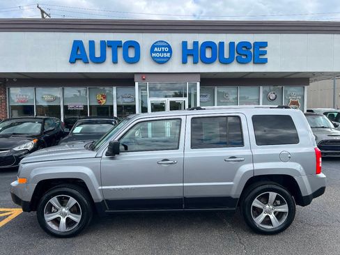 Used 2016 Jeep Patriot High Altitude AWD/4WD image 9
